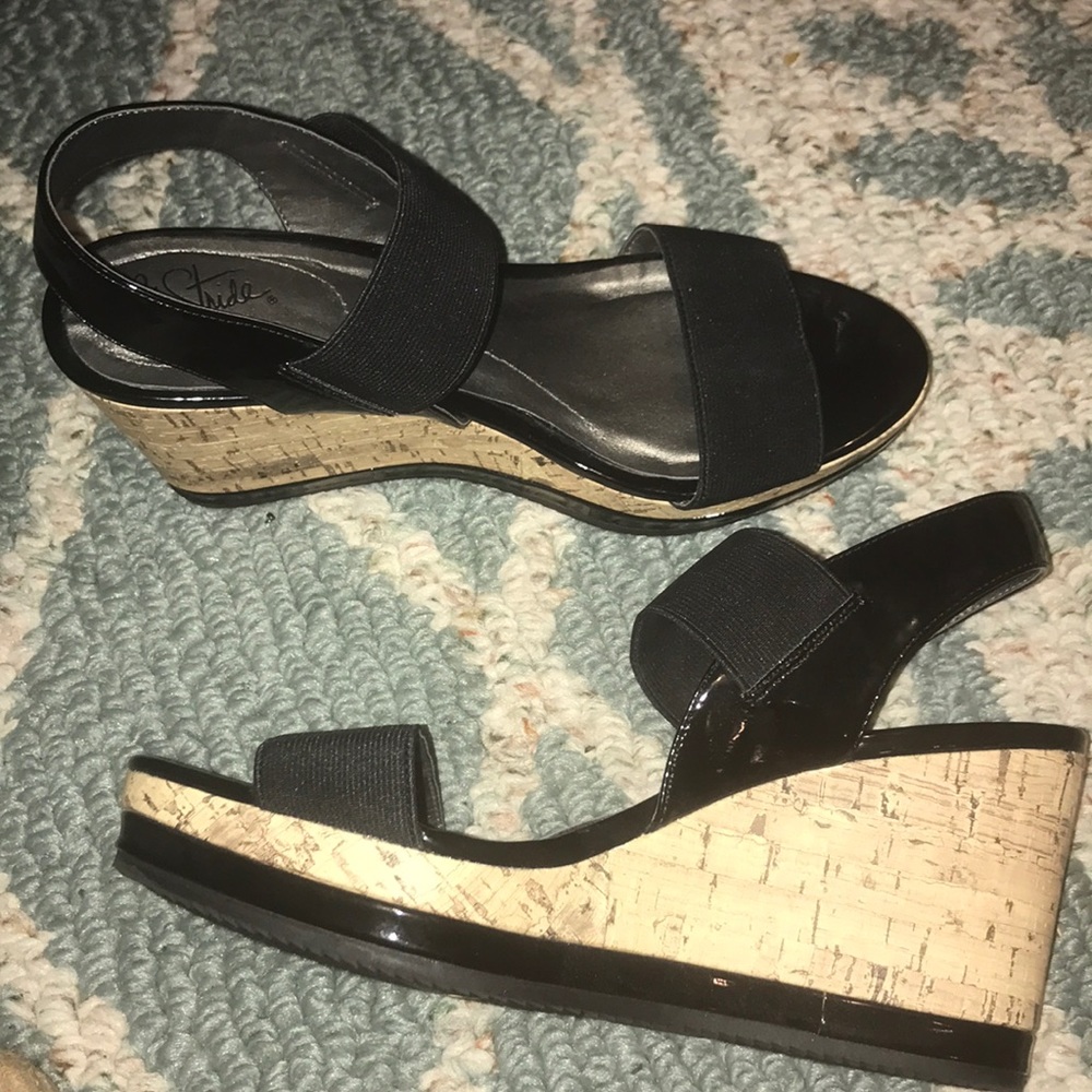 **Life Stride Wedges! **